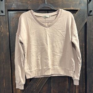 Chance or Fate Women's V-Neck Sweatshirt - Light Pink